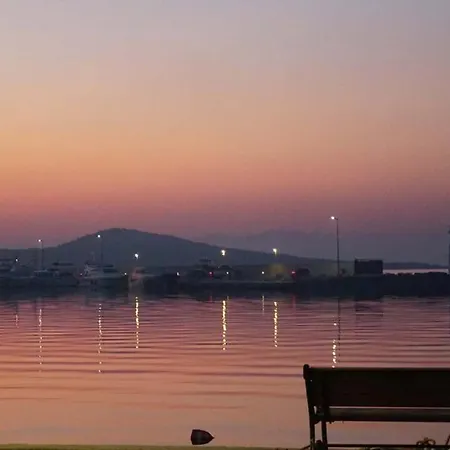 Deniz Oenue * Ayvalı