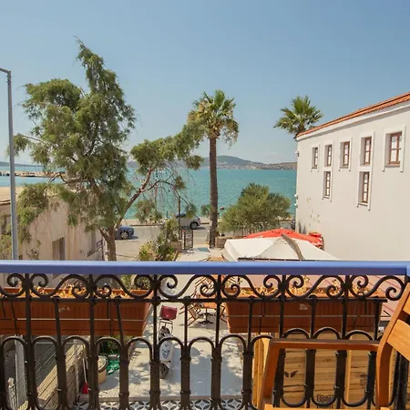 Deniz Oenue Habitación en casa particular Ayvalı